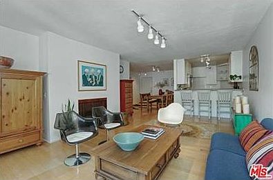 5th image of 1124 N La Cienega Blvd APT 303