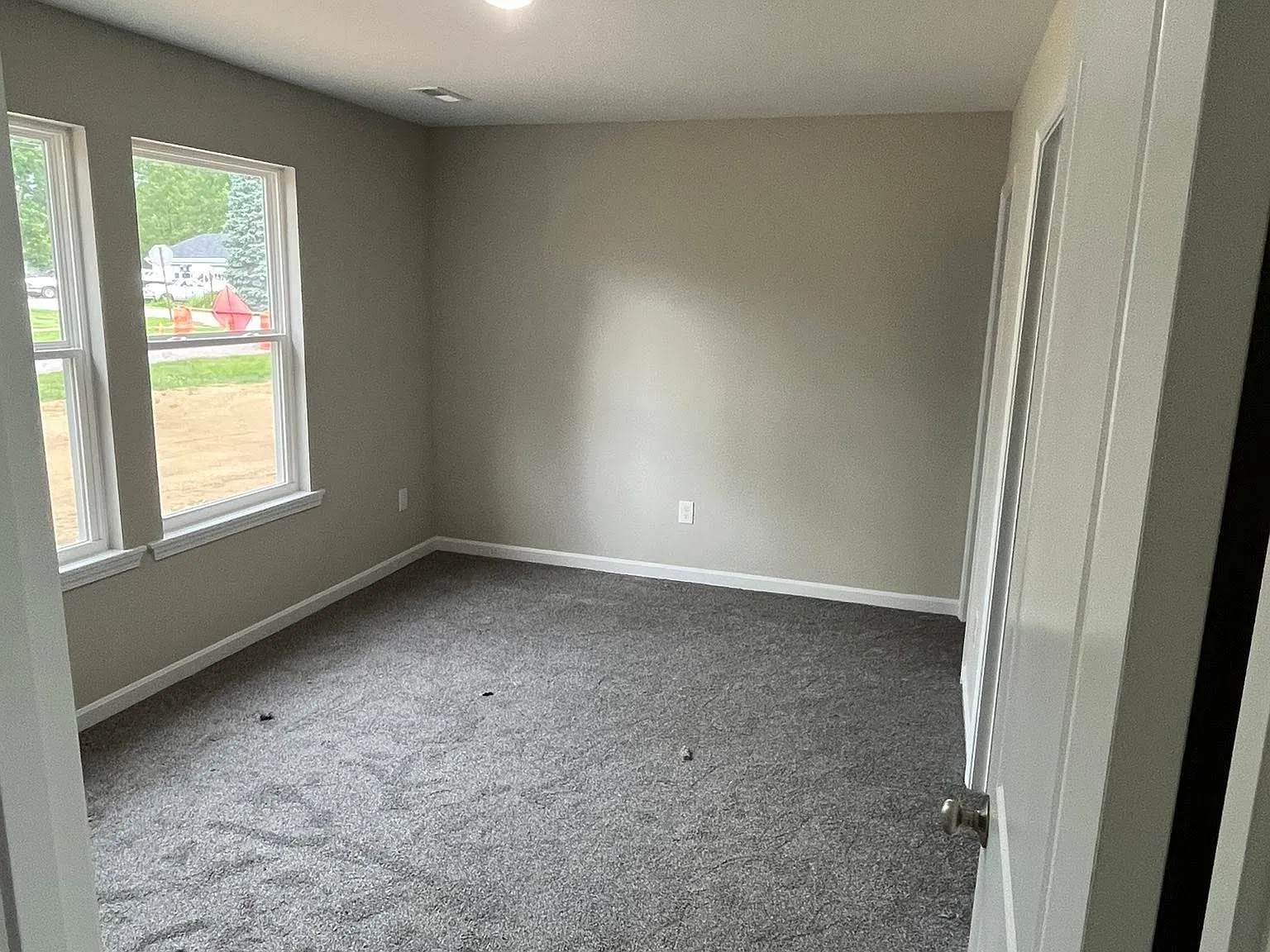 2 bed, 900 sqft, $1,500 — Photo 4