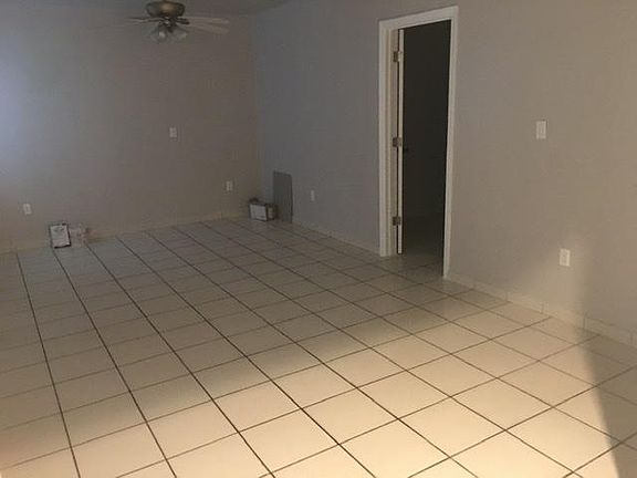 Living dining