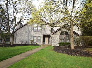 1203 Red Tail Hawk Ct UNIT 1, Youngstown, OH 44512