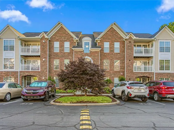 2219 Delaney Dr #214, Burlington, NC 27215