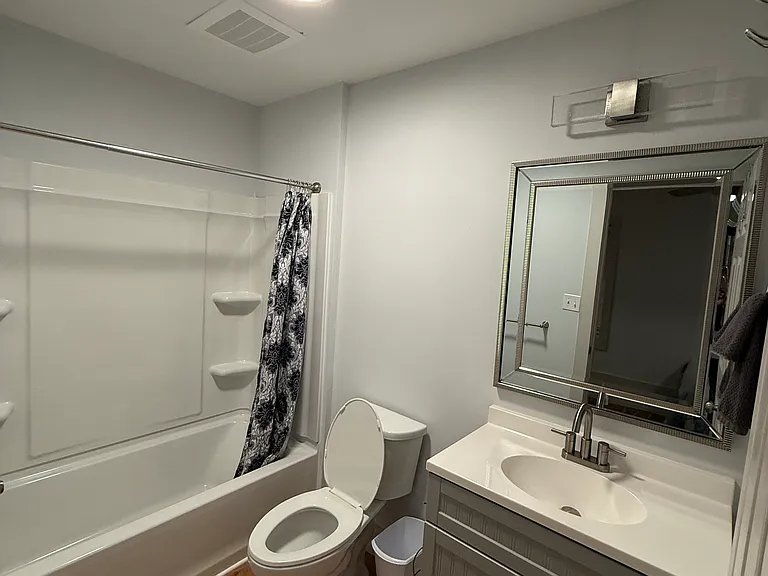 282 Washington Ave #1 — Photo 8