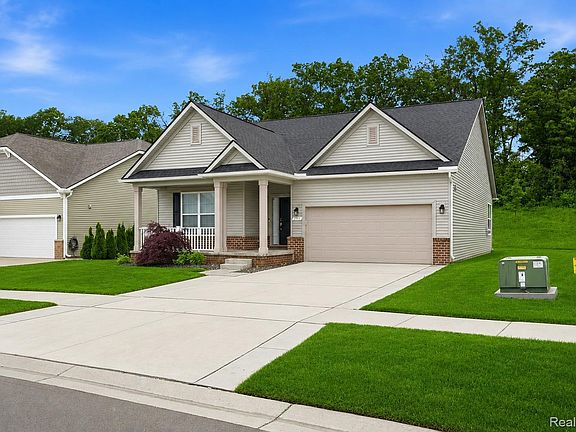 2nd image of 171 Coppice Way