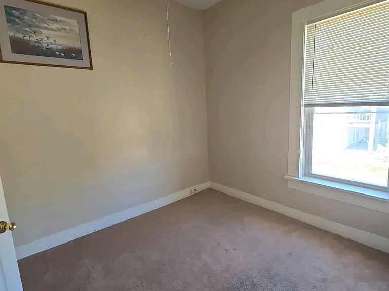 600 W Rogers St #3 — Photo 6