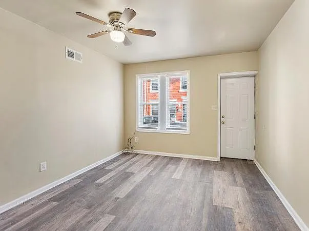 17 E Ashmead St — Photo 12