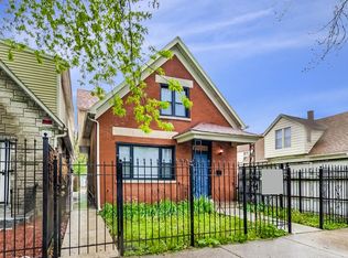 1022 N Avers Ave, Chicago, IL 60651