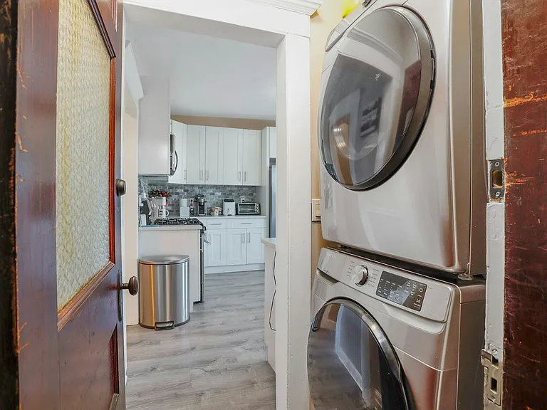 144 Overland Ave #2 — Photo 9