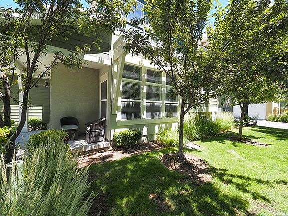 4th image of 2802 S Asbury Ln