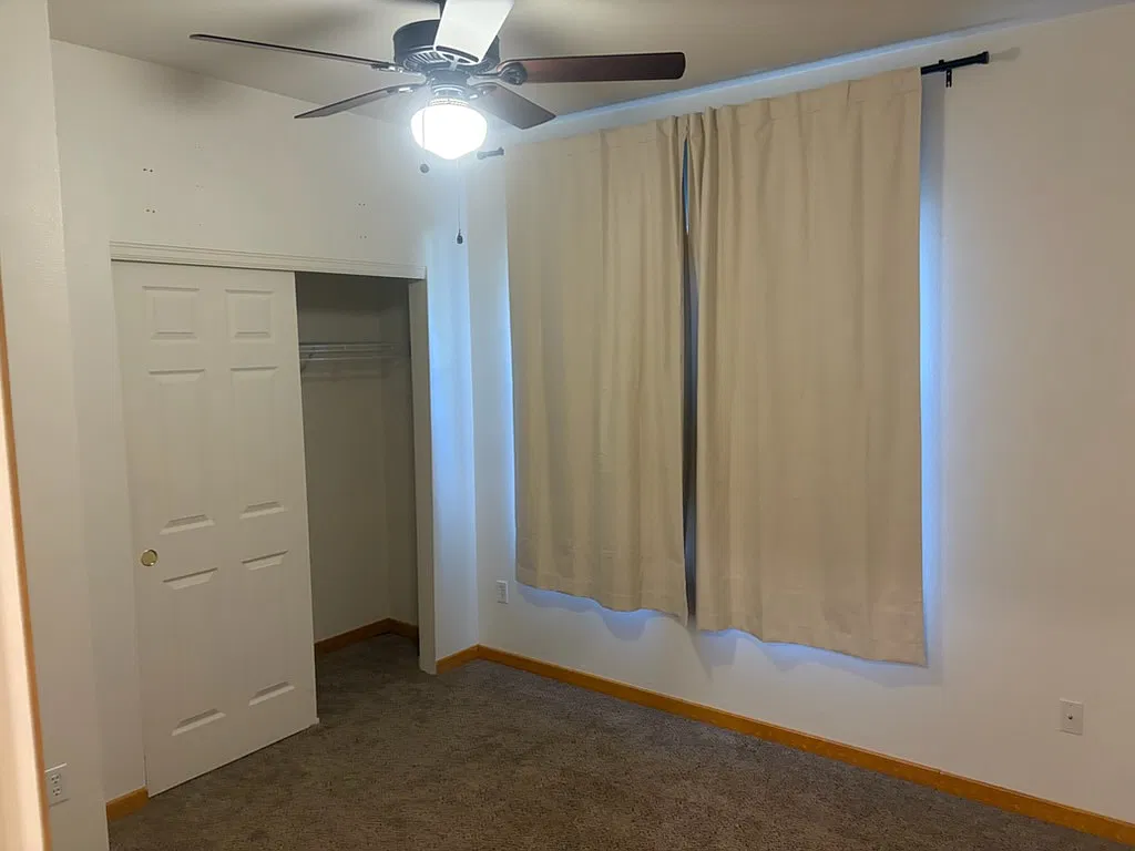 2 bed, 1132 sqft, $1,700 — Photo 4