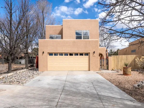 1501 Calle Del Sur, Santa Fe, NM 87507