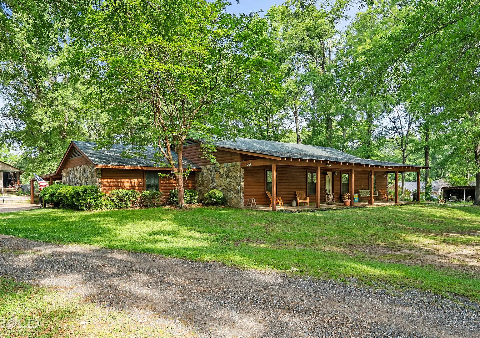 Rural Rental Home With Land — Photo 2