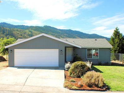 232 SE Cordelia Dr, Myrtle Creek, OR, 97457