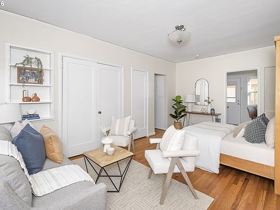 5th image of 130 SE 31st Ave APT 8