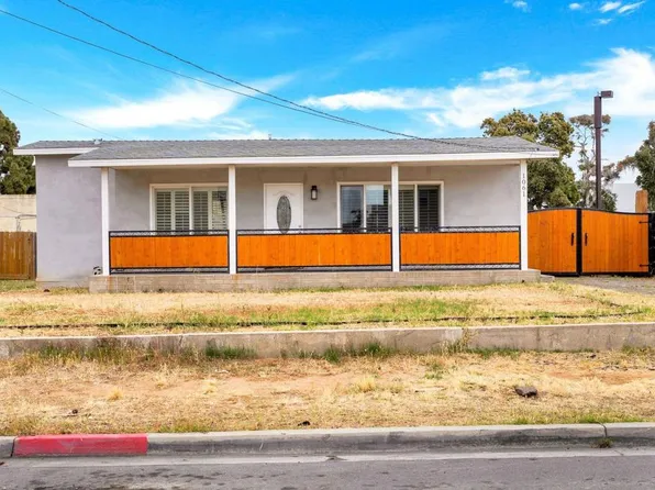 1061 18th St, San Diego, CA 92154