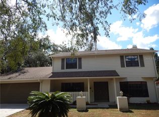 201 Bloomingfield Dr, Brandon, FL 33511