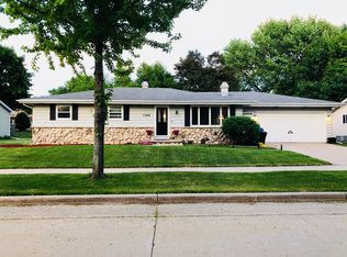 1208 S Theodore St, Appleton, WI 54915
