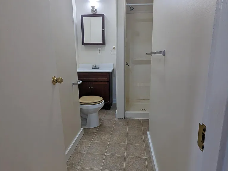 32 Bridge St #2 — Photo 6