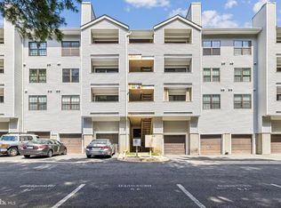 1639 Carriage House Ter #1639-H, Silver Spring, MD 20904