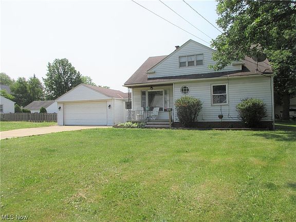 2nd image of 13814 Wolf Ave