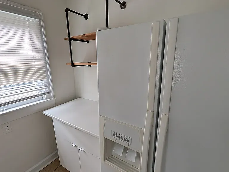 4901 Central Ave — Photo 7