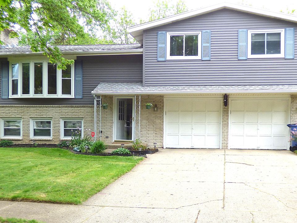 1st image of 3857 Kirkshire Dr SE