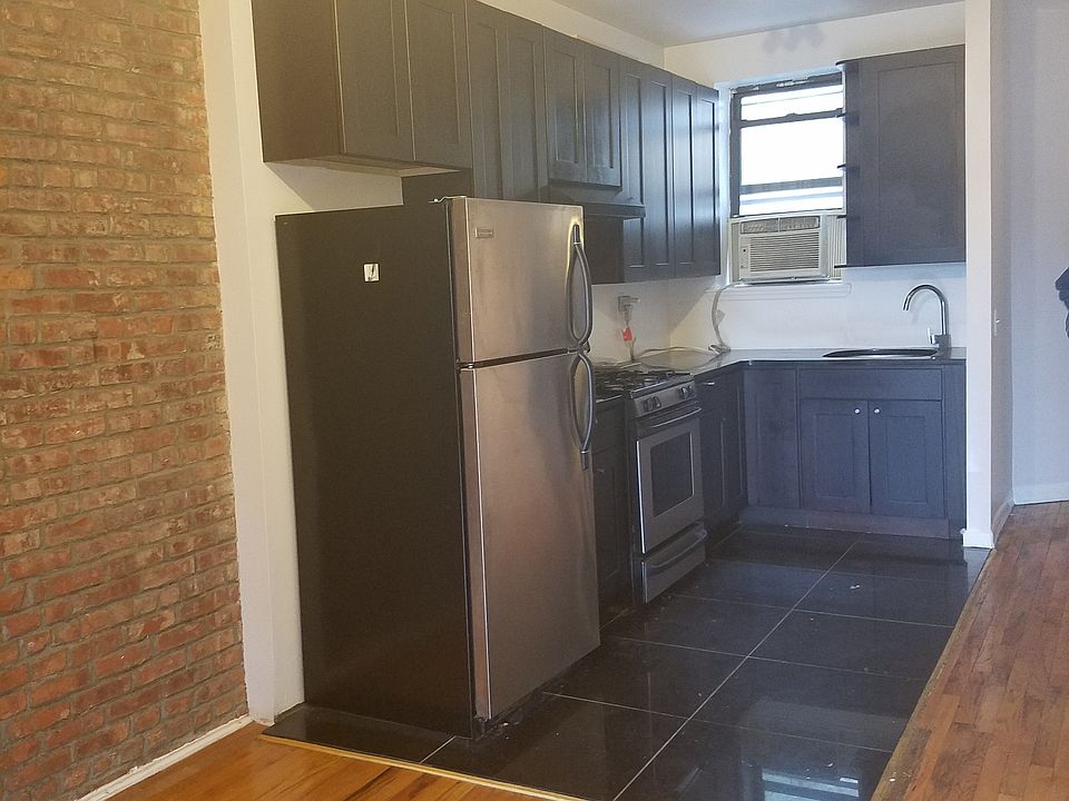 1st image of 786 Saint Johns Pl APT 3B