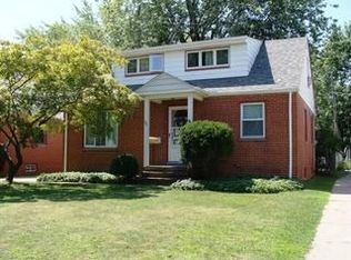 266 E 322nd St, Willowick, OH 44095