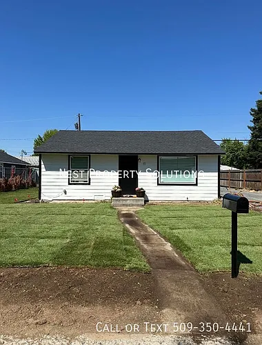 11 Ivy St NE Photo 1