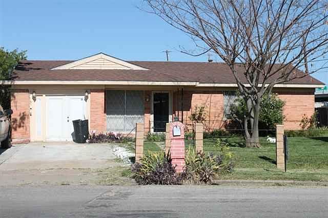 1st image of 3809 Sherry Ln