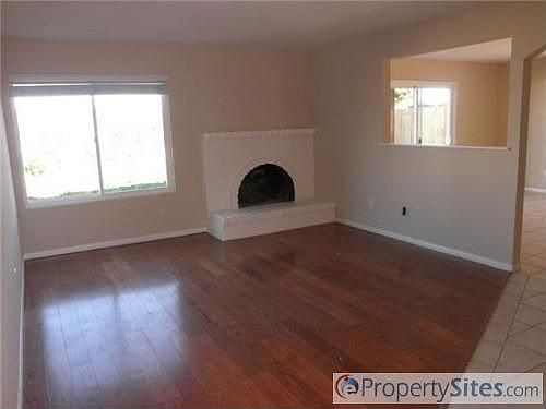 4th image of 1543 Northcrest Ln
