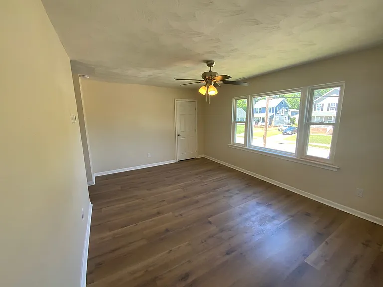 41 Ash Ave #B — Photo 12