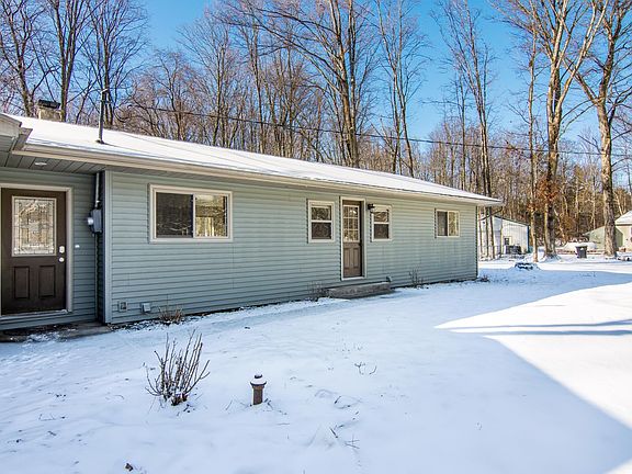 3rd image of 4574 Walton Rd