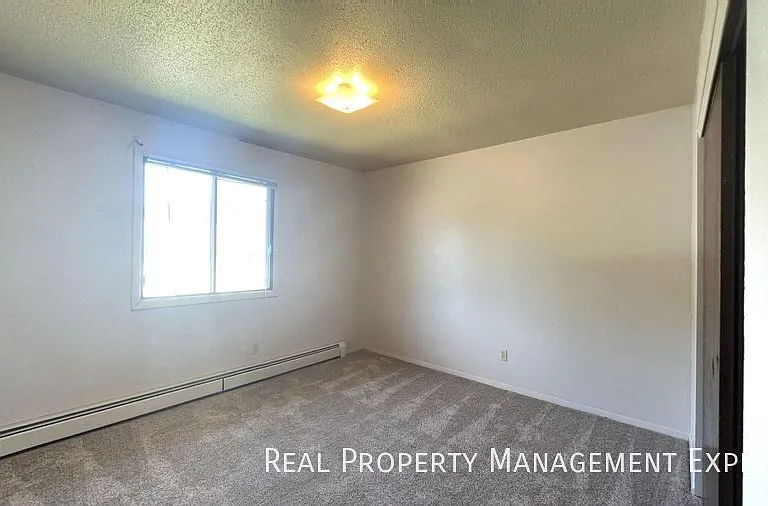 3711 S Cathy Ave #4 — Photo 12