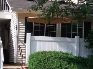 71 Cortland Ln, Bedminster, NJ 07921