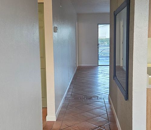 5th image of 3609 SE 9th Pl #1