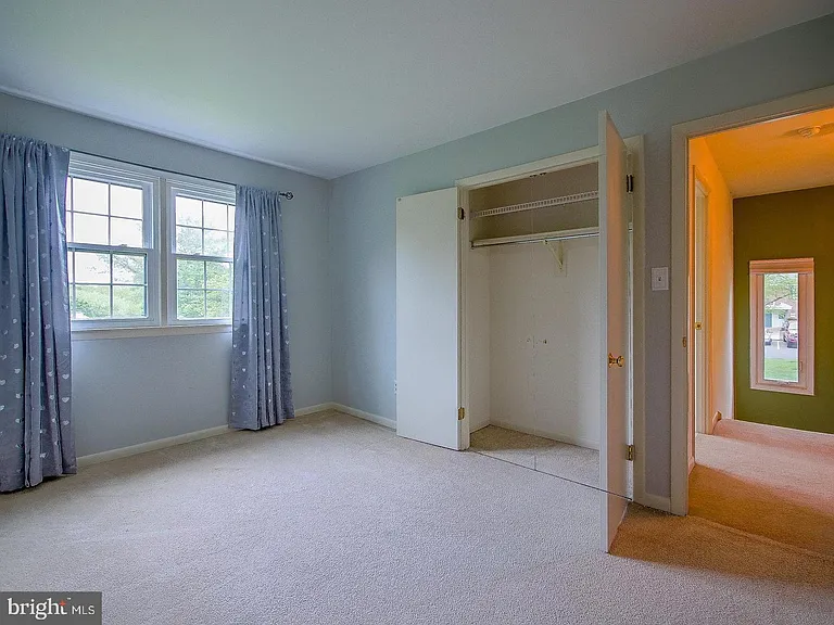 1001 Winfield Ct — Photo 25