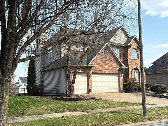 3rd image of 25724 Meadowland Cir