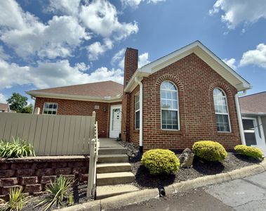 101 Wyngate Dr, The Plains, OH, 45780