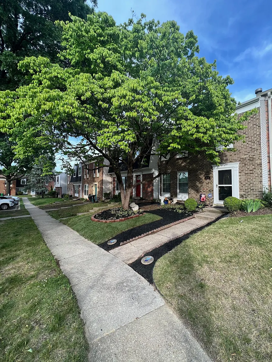 510 Peacock Dr photo 1