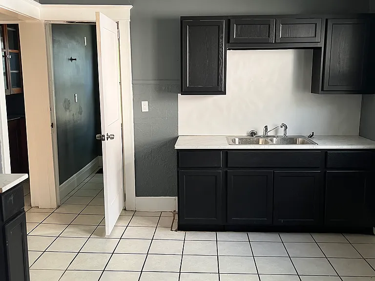 82 Fairbanks St #1 — Photo 6