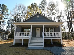 86-1 Woodbine Dr, Colonial Beach, VA