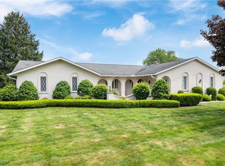 2033 Carnoustie Dr, Uniontown, OH 44685
