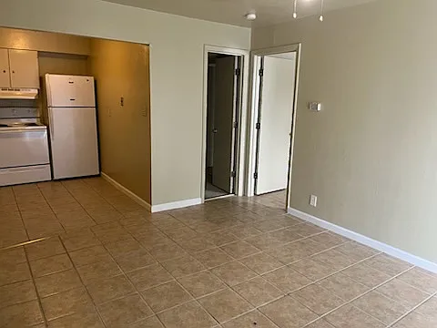 1160 Grand Terrace Dr #12