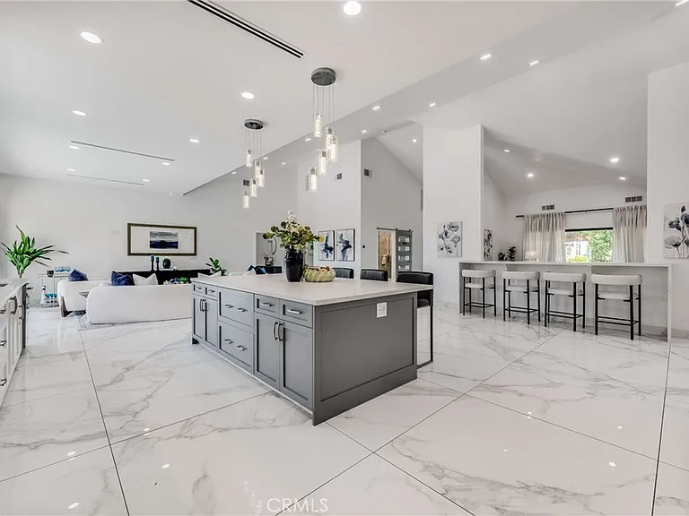 3890 Shadow Grove Rd — Photo 13