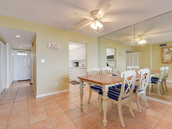 3rd image of 1901 S Roosevelt Blvd #207