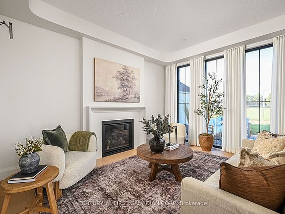 4th image of 203 Foxborough Pl
