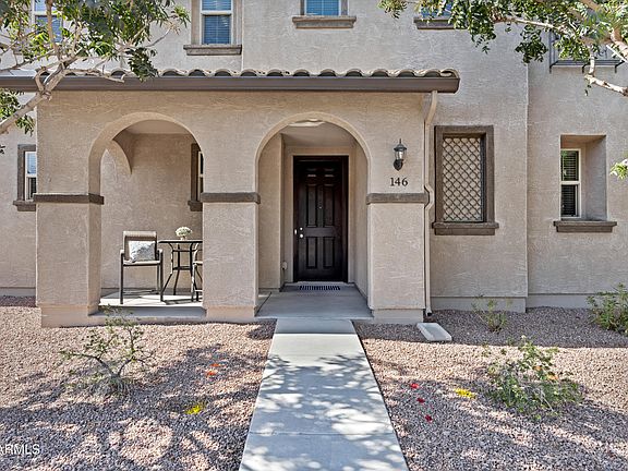 4th image of 146 E BLUEJAY Drive