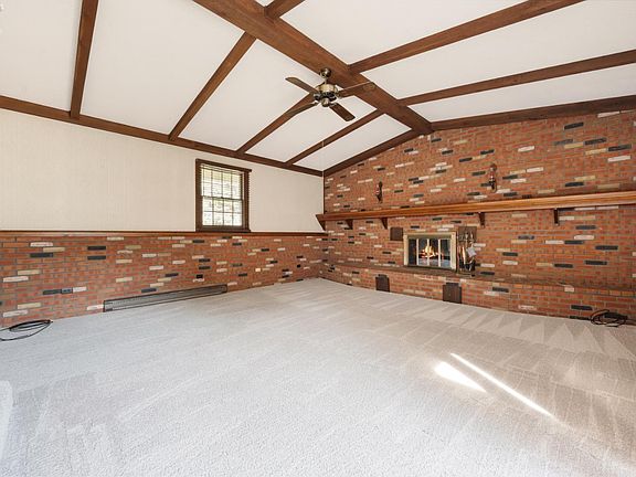 4th image of 4253 W Harbor Rd