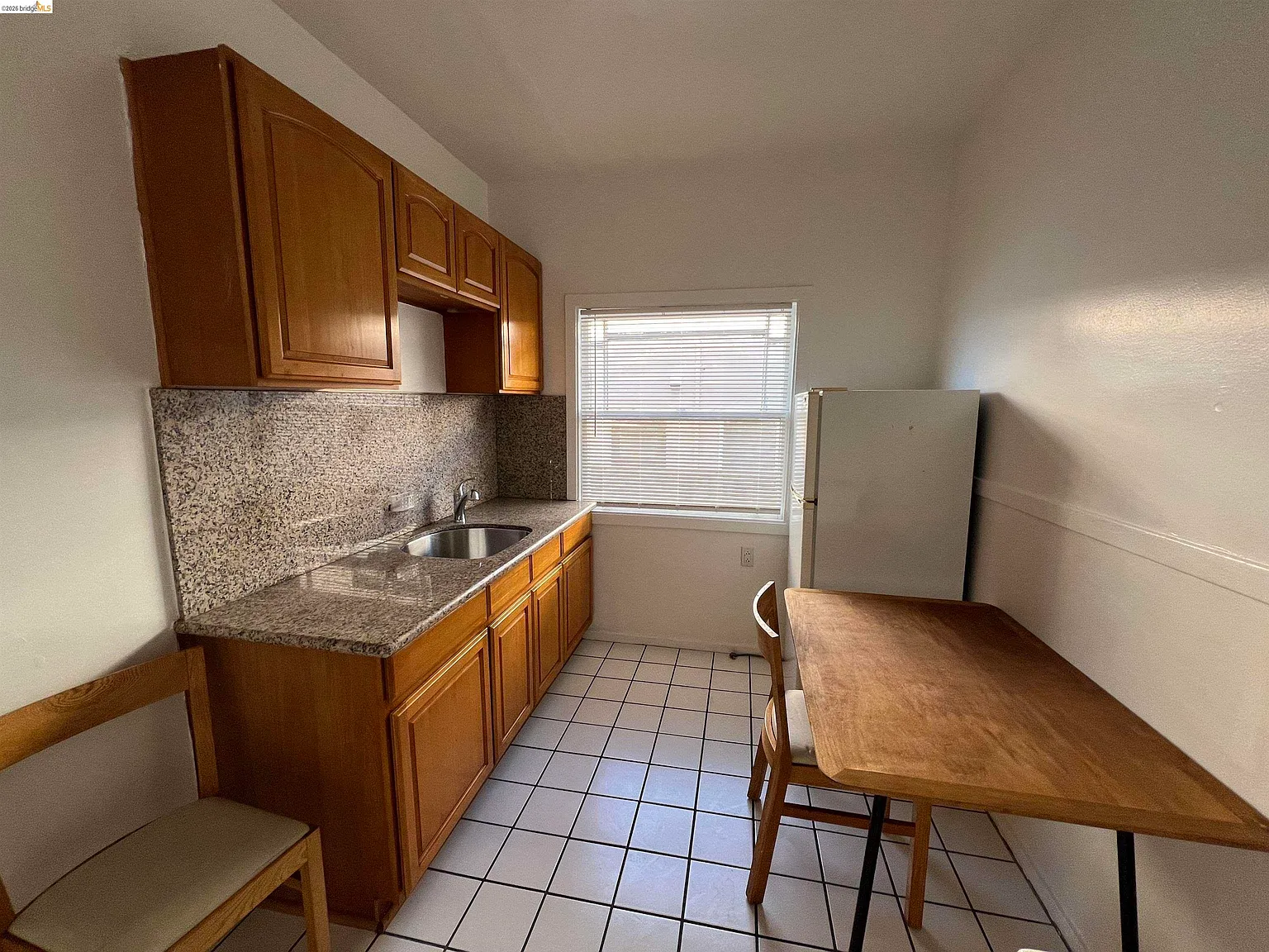 Studio, 400 sqft, $1,800 — Photo 3