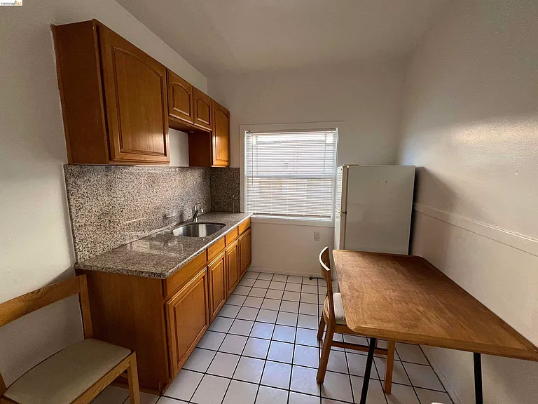 1914 Channing Way #1 — Photo 3